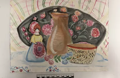 Натюрморт с куклой и кувшином