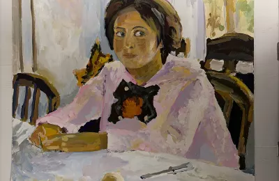 Девочка с персиками