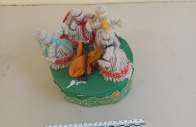 Сувенирная композиция с обрядовыми куклами