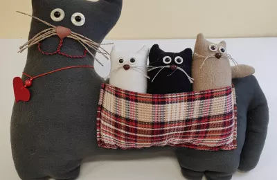 Мягкая игрушка «Кошка с котятами»